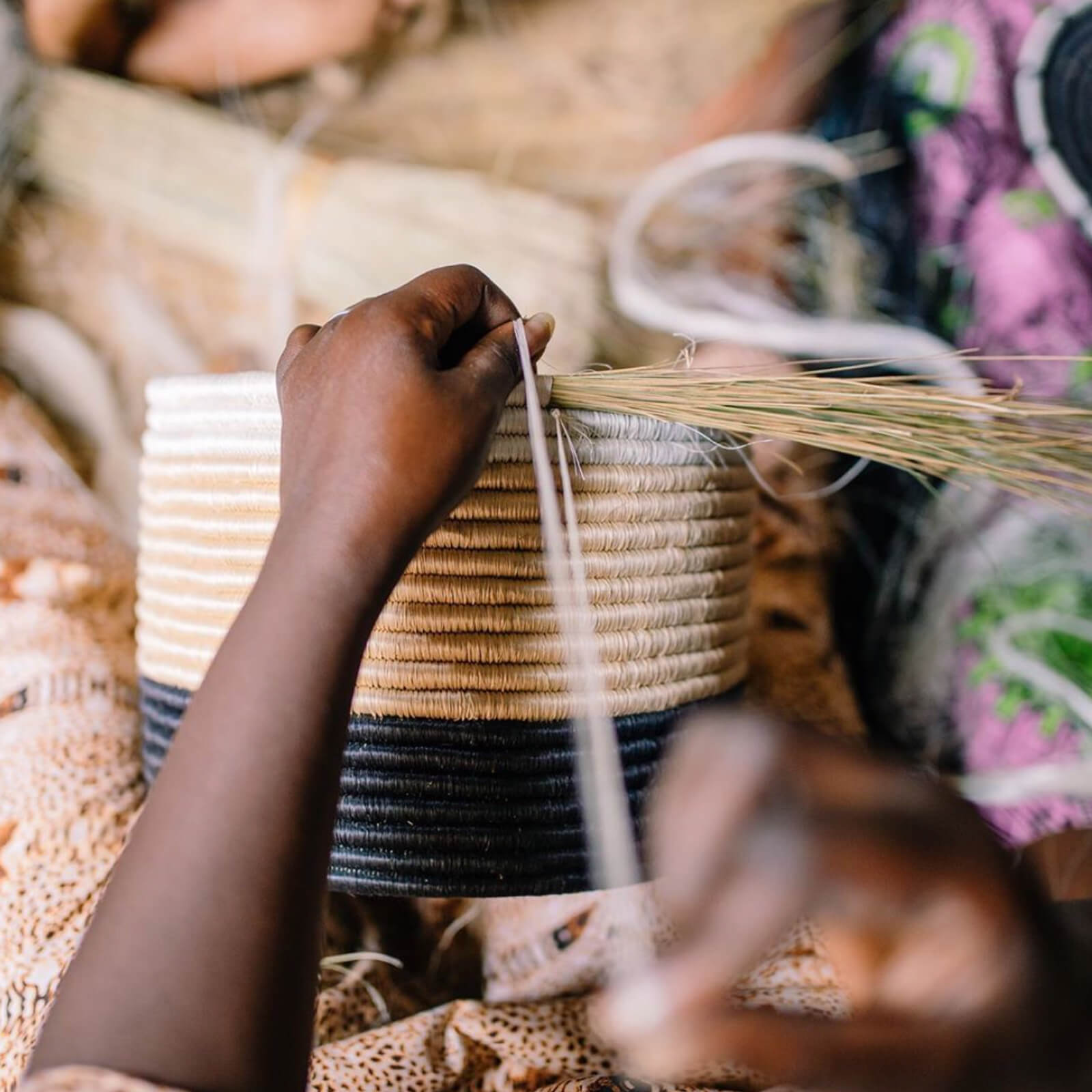 Hand Woven Ntamba Basket - Tan and White