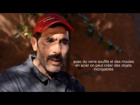 video of Moroccan glassware being made 